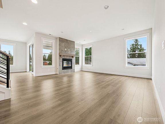 5th image of 25016 181st Avenue SE #4