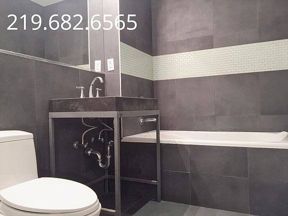 5th image of 87 Montrose Ave APT 03L