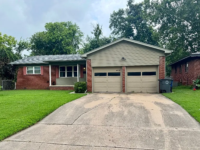 4638 S Quincy Pl — Photo 1