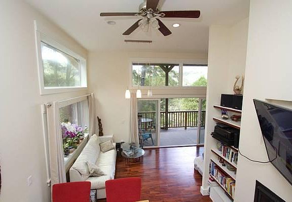 2nd image of 837 Marin Dr