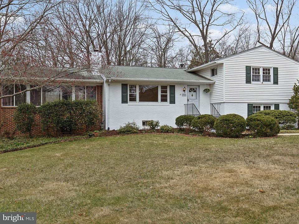 1st image of 8708 Sudbury Pl