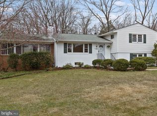 8708 Sudbury Pl, Alexandria, VA 22309