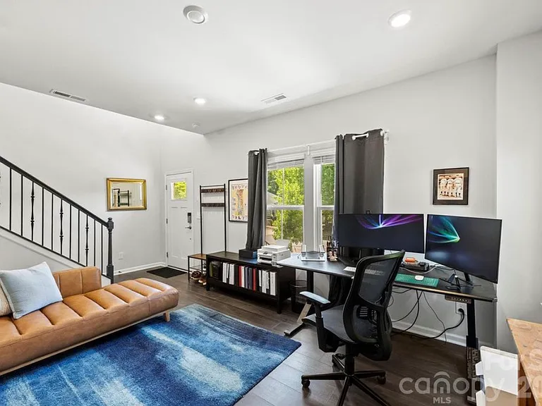 424 Catawba Ave — Photo 16