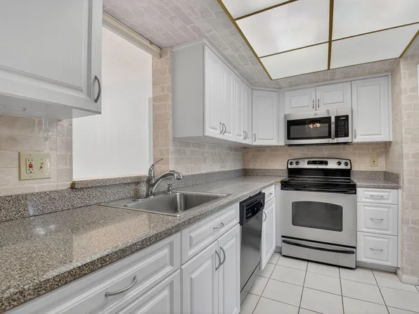 14797 Cumberland Drive #1020, Delray Beach, FL 33446