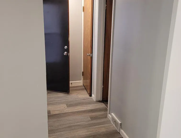 Living Room hallway to bedrooms