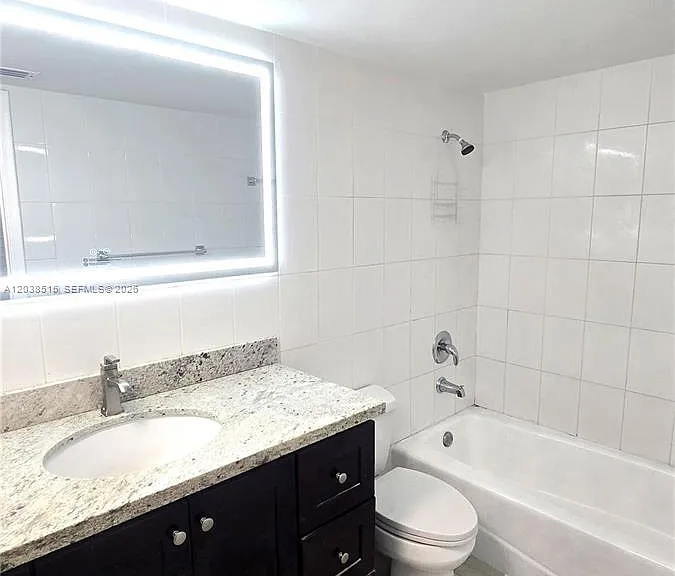 6904 N Kendall Dr #F305 — Photo 20