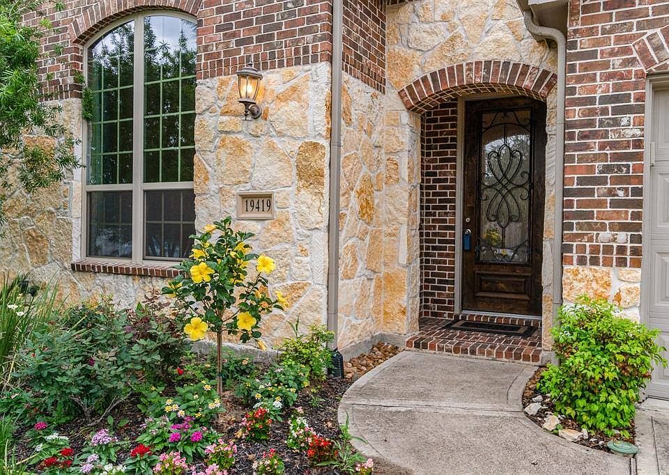 1st image of 19419 Alton Springs Dr