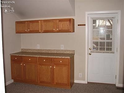 5th image of 738 Whittlesey St