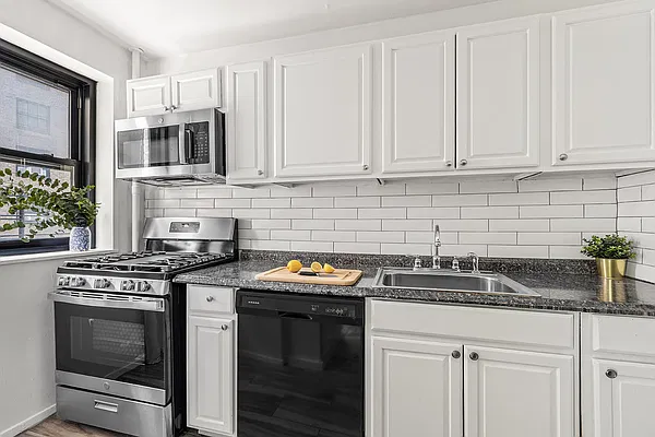 Sold by Corcoran | media 4