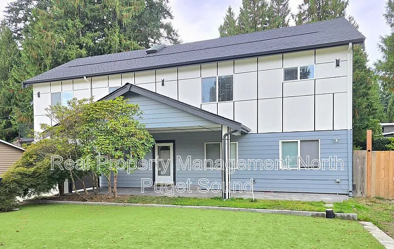 19122 3rd Dr SE — Photo 1