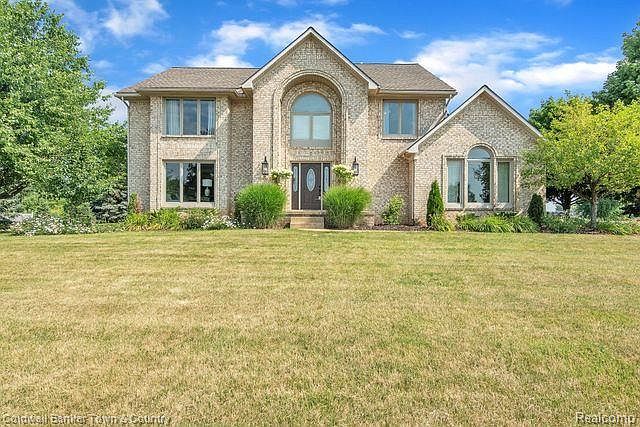 117 Green Hills Dr, Saline, MI 48176 | Zillow