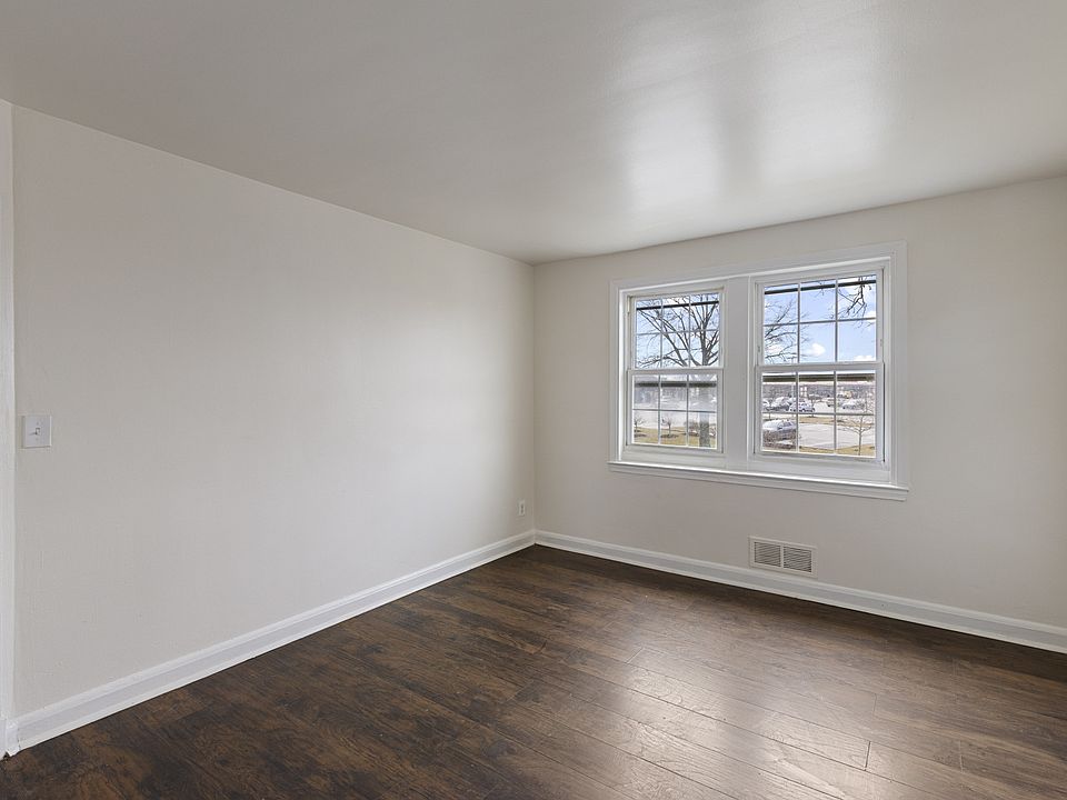 1st image of 3902 Erdman Ave Unit 2