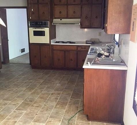 5th image of 524 Mountain Park Trl