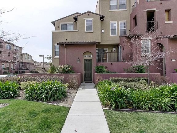 3rd image of 1345 Marcello Dr