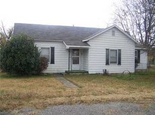 311 NW 3rd St, Spiro, OK 74959