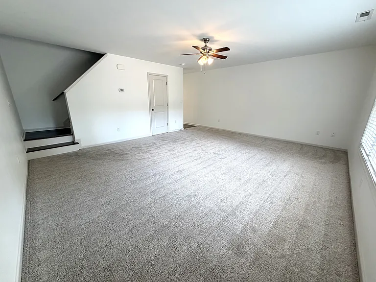 110 Aaron Pl #502 — Photo 8