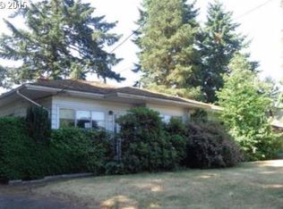 11756 SE Salmon St, Portland, OR 97216