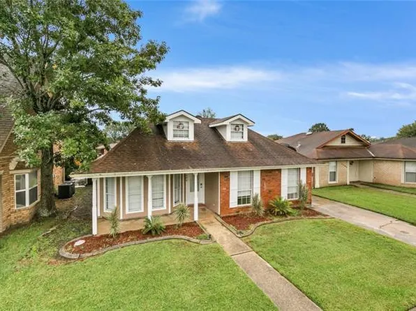 3309 Acorn Dr, Violet, LA 70092