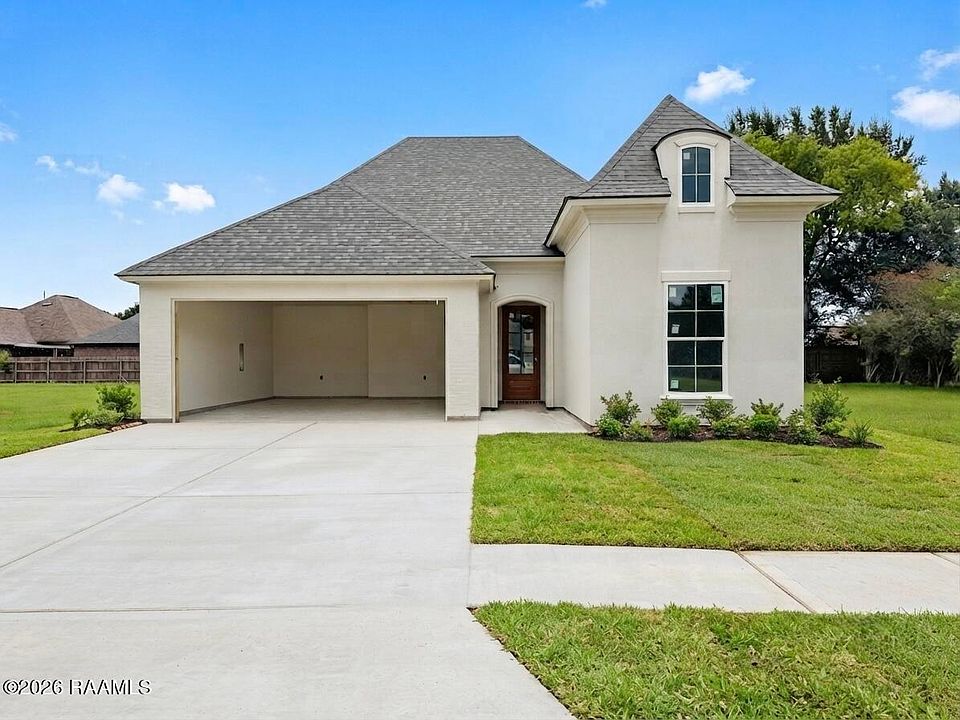 1st image of 206 Commons Dr