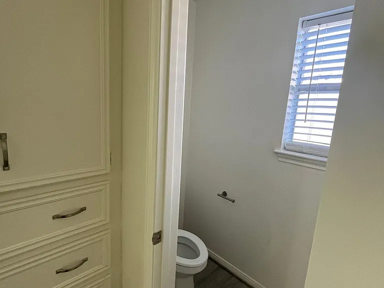 7834 Oakington Dr — Photo 26
