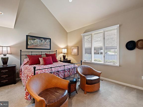 5th image of 47 Clifton Dr