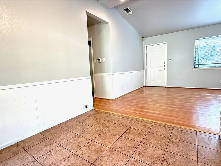 5213 Halmark Dr — Photo 13