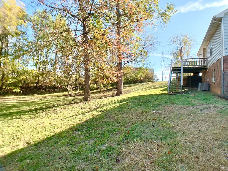 3401 Oak Lawn Dr — Photo 27