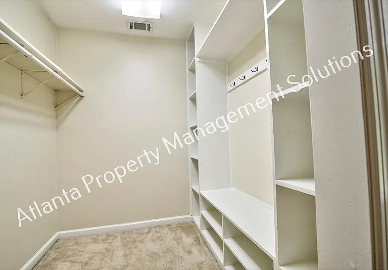 141 Park Dr — Photo 11