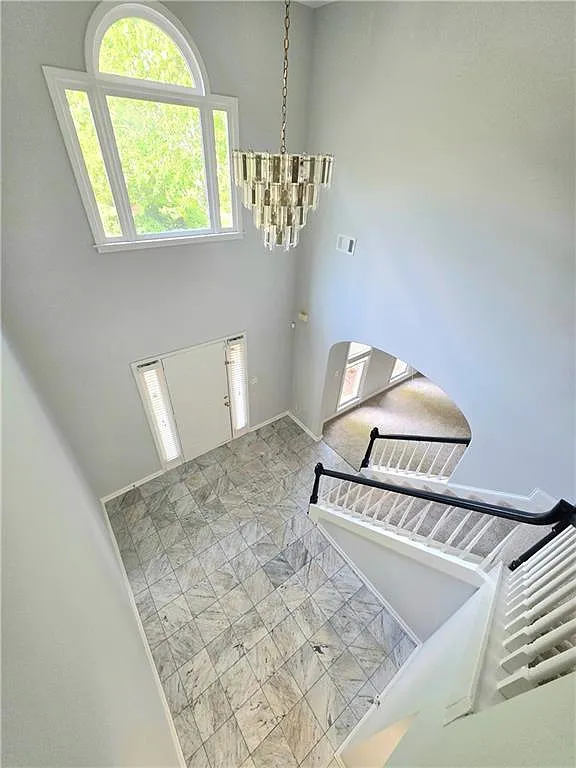 4 bed, 2.5 bath, 2961 sqft, $2,995 — Photo 2