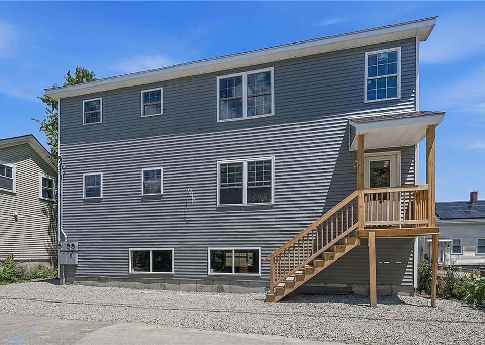 1st image of 10 Hillard St