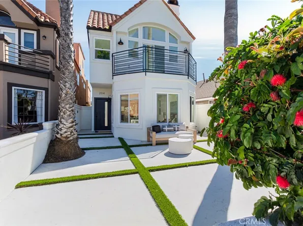 204 Geneva Ave, Huntington Beach, CA 92648