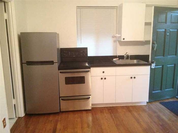 2nd image of 1142 SW 22nd St