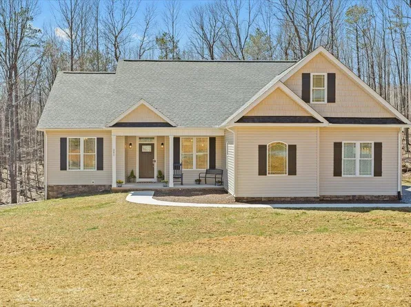 261 W Glade Trl, Blue Ridge, VA 24064