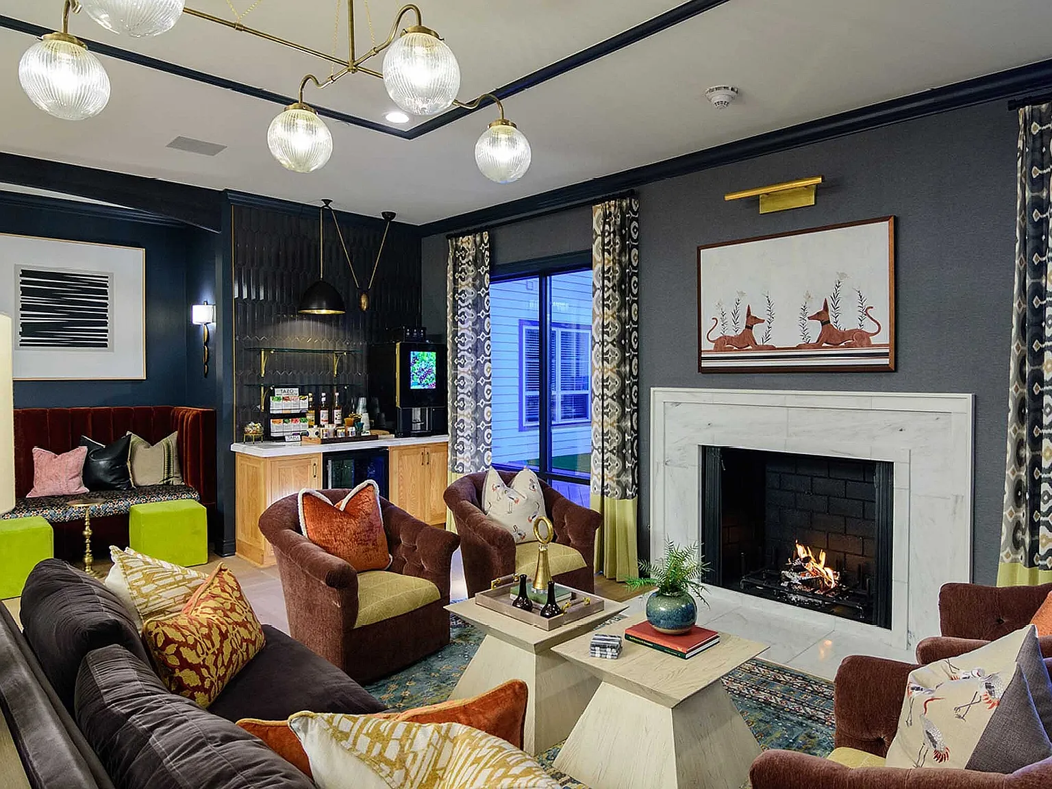 Essex Apartments — Photo 4