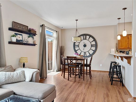 3rd image of 108 61st Pl SE