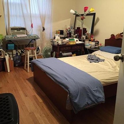 1st image of 1424 Bath Ave