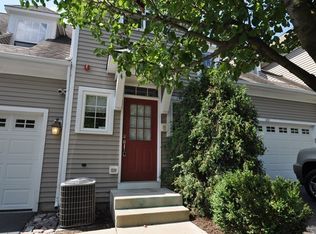 123 5th St, Libertyville, IL