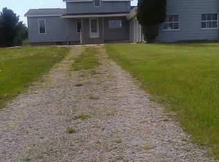 1995 E Blackmore Rd, Mayville, MI 48744