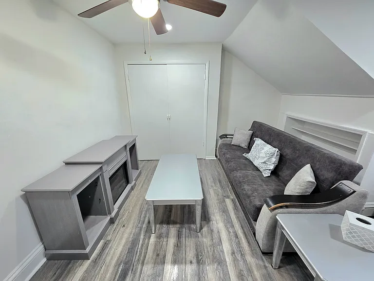 356 Pacific St #3 — Photo 3