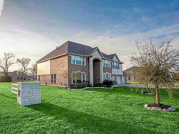 3rd image of 14603 Parkview Ct