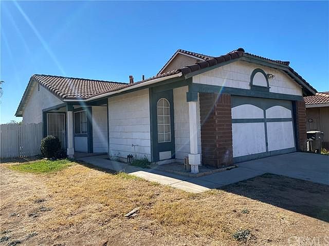 1st image of 23935 Copper Hill Pl
