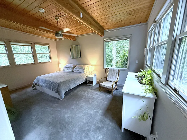 337 Chelsea Cir — Photo 16