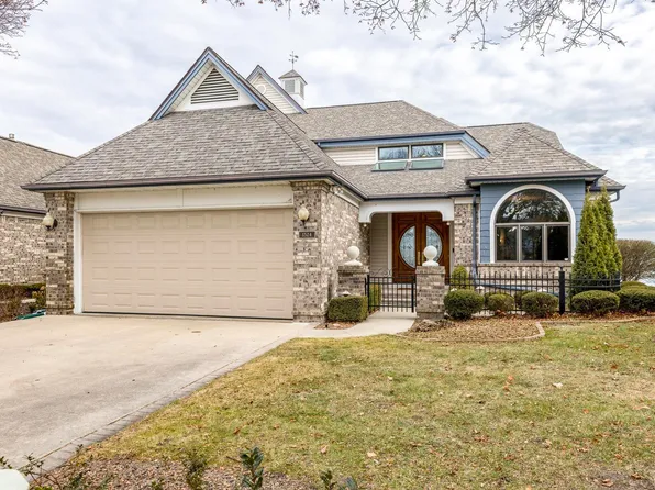 1524 Edison Shores Pl, Port Huron, MI 48060