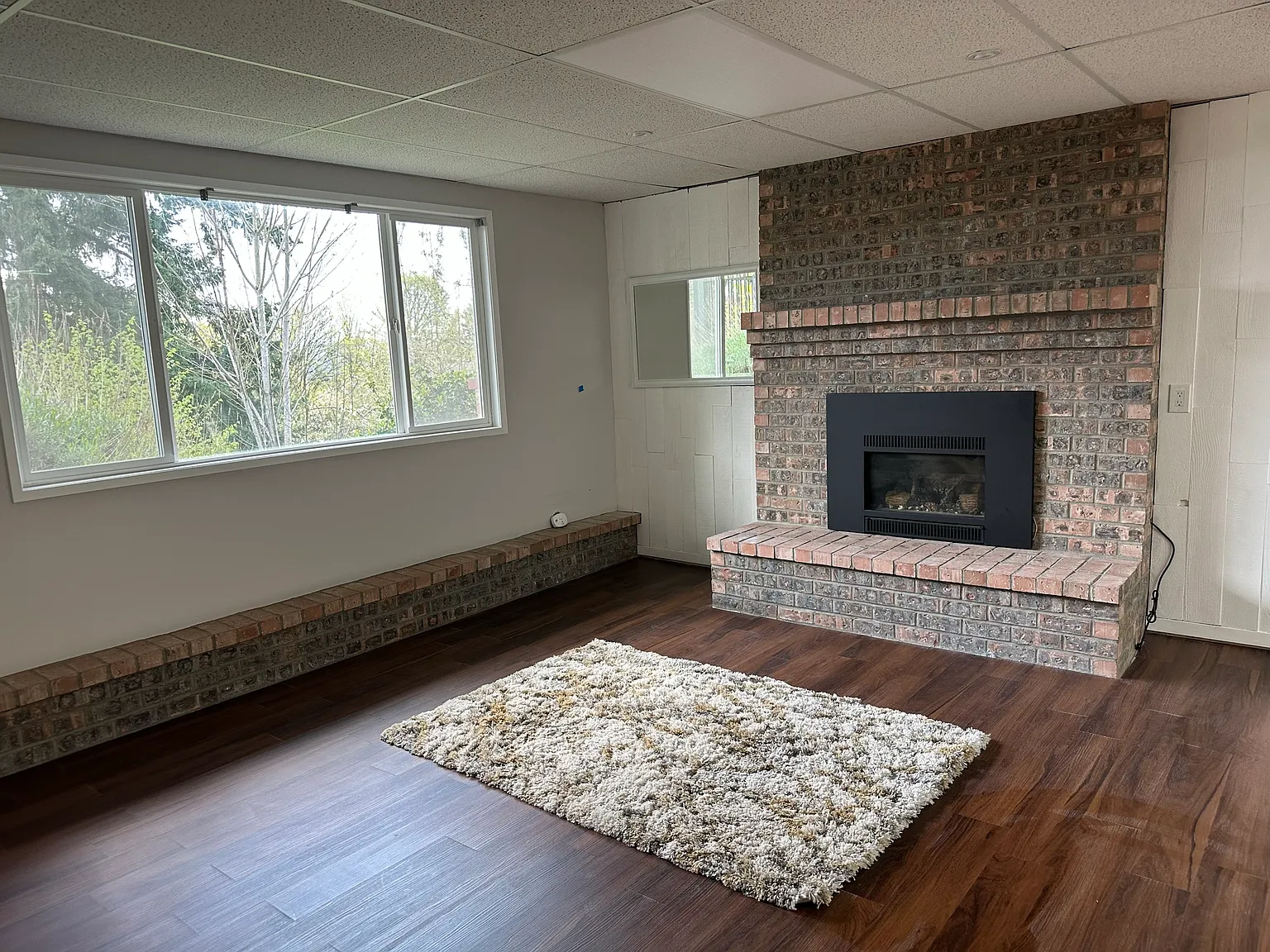 2 bed, 1050 sqft, $2,300 — Photo 4