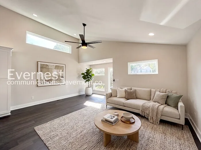 2 bed, 1.0 bath, 1128 sqft, $1,645 — Photo 3