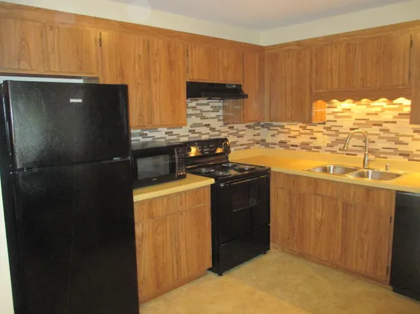 1672 South 115th COURT #8, West Allis, WI 53214