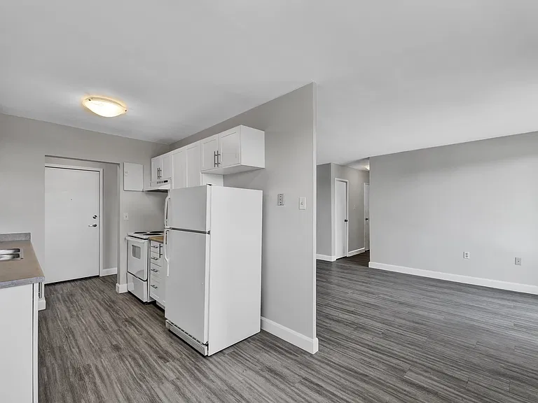 148 Concession St E — Photo 7
