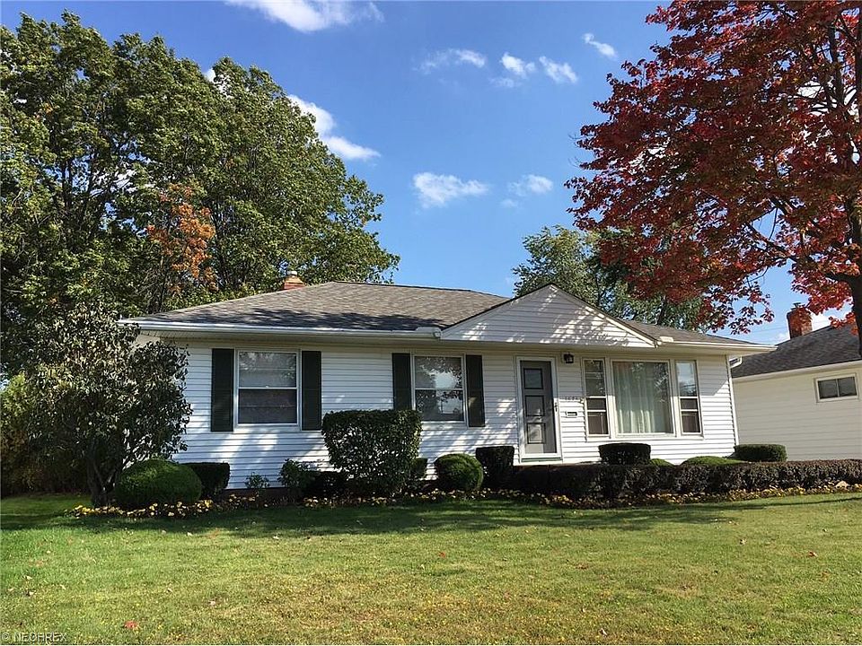 1st image of 1673 Algiers Dr