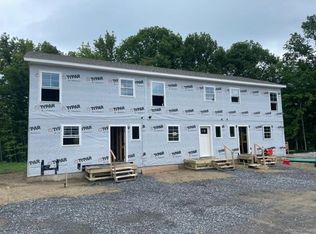 16 Wilson End Pl #16, Essex, VT 05452