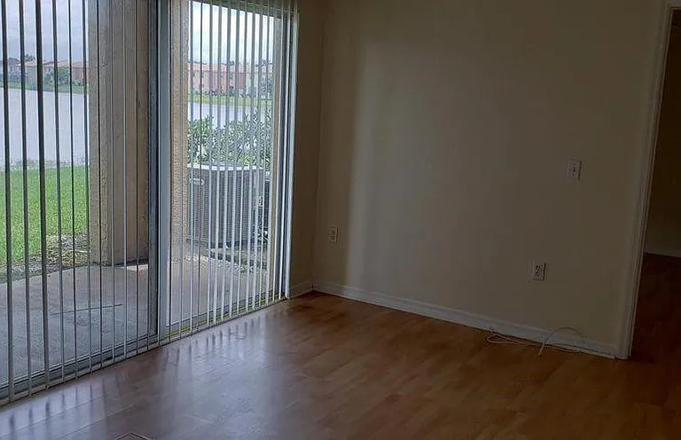 4190 San Marino Blvd #106 — Photo 10